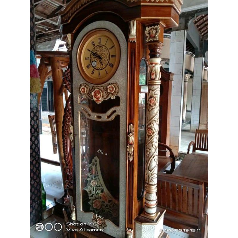 Almari Jam Hias Kayu Jati / Lemari Jam Kayu Jati