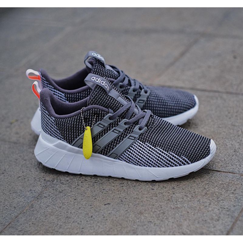 Adidas Questar Flow
