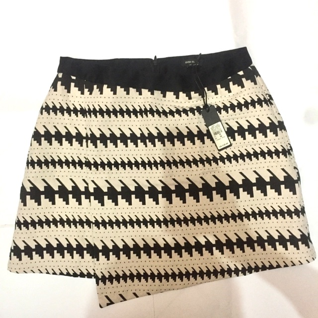 RIVER ISLAND SKIRT