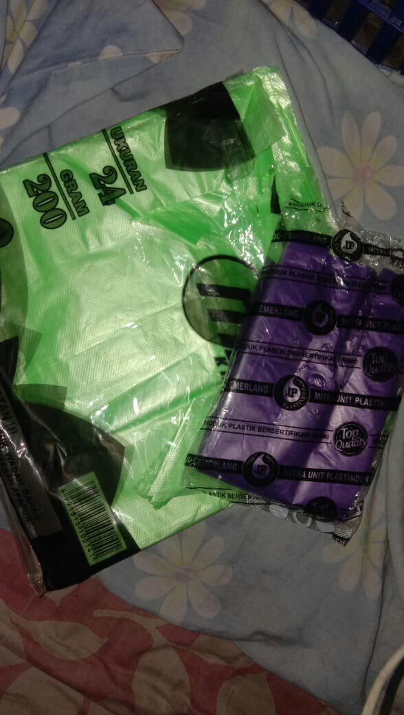 Isi 50lembar Hd24 Mega Warna Embos Kantong Plastik Hd24 Kresek Warna Warni Mega Tipis Kuat Embos