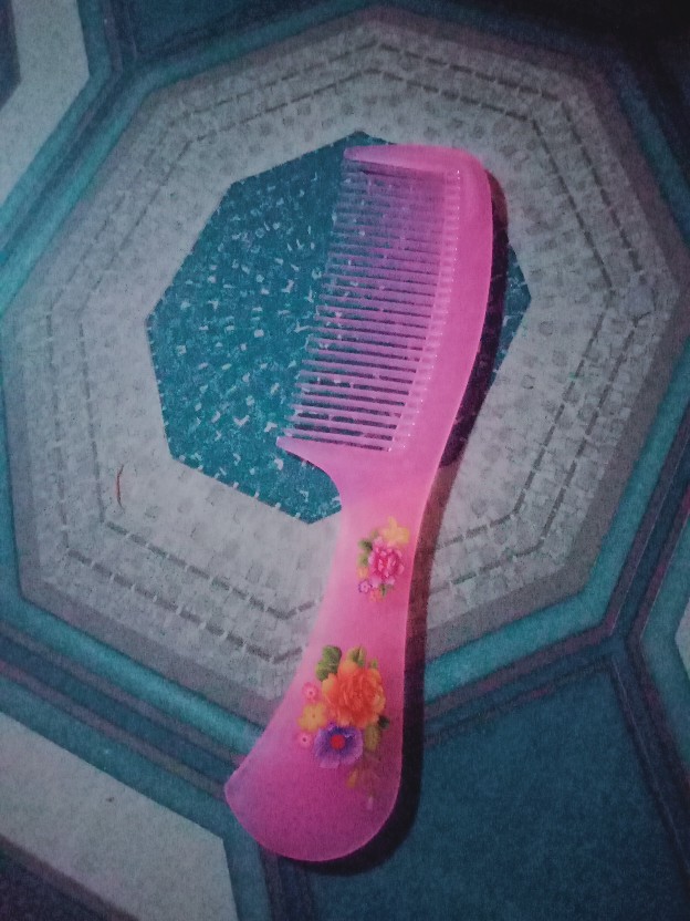 1 Pcs Sisir Gagang