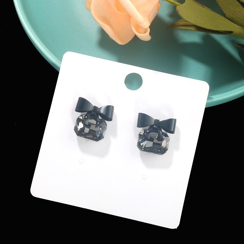 Anting 925 Silver Needle Bentuk Pita Warna Hitam