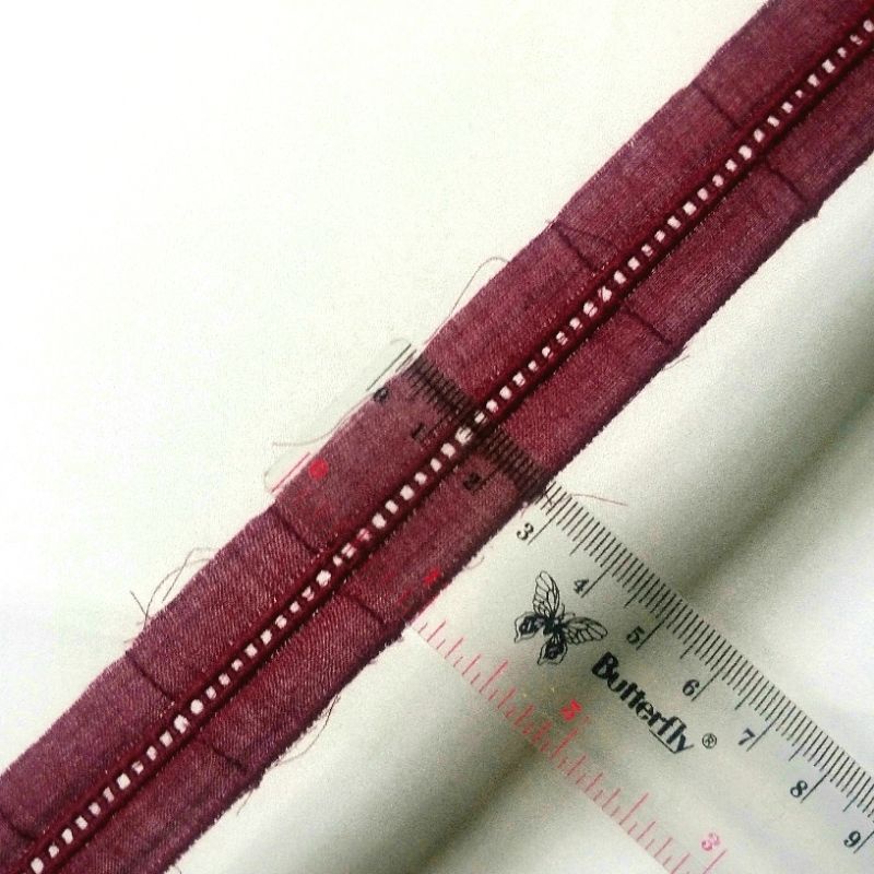 per  meter,renda katun tangga warna maroon lebar 2.8 cm