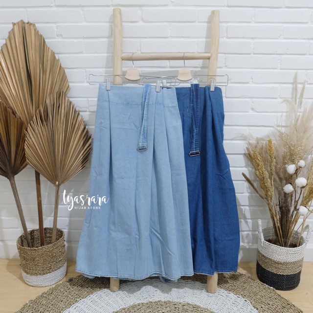 Rena Denim Skirt - Tyasrara / Korean Skirt / Denim Skirt / Skirt Wanita / Skirt Denim Wanita / Rok D
