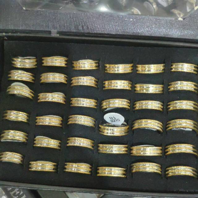 Cincin titanium isi 36pcs motif garis garis