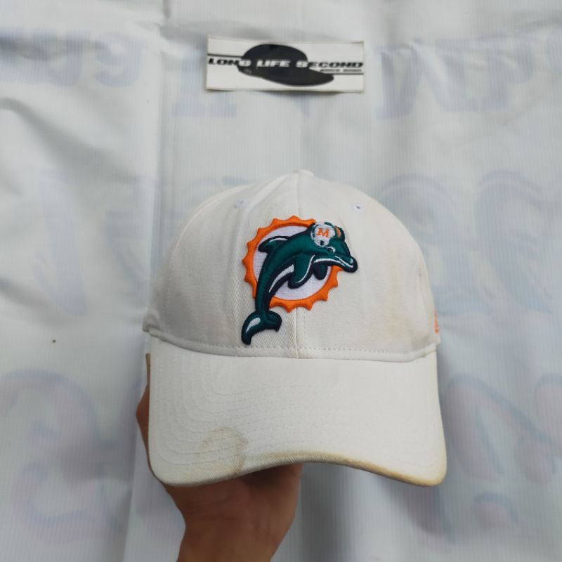 topi nfl x rebook second bekas preloved branded