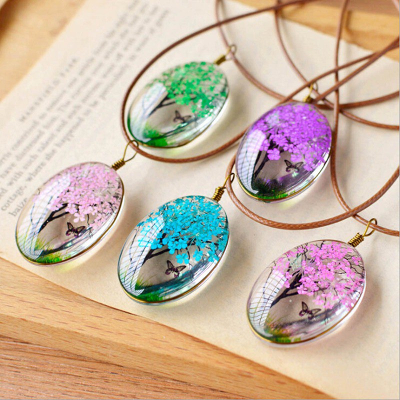 Women'S Lifelike Tree Of Life Oval Shape Amber Pendant Necklaces Handmade Glass Plant Necklace