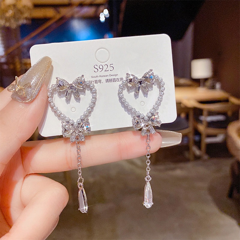 XiaoboACC Anting Tusuk Silver S925 Bentuk Pita Aksen Zircon + Mutiara Imitasi Untuk Perhiasan Wanita