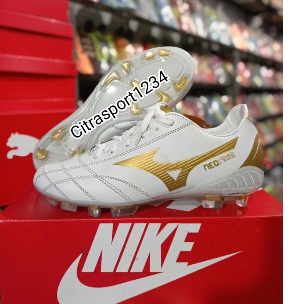Sepatu bola Mizuno murah ( BISA )Sepatu bola MIZUNO TERBARU NEO SHIIN grade original MURAAH sepatu b