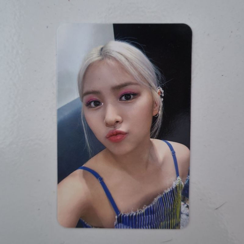[BOOKED] Itzy Ryujin Not Shy Yizhiyu Withfans Photocard