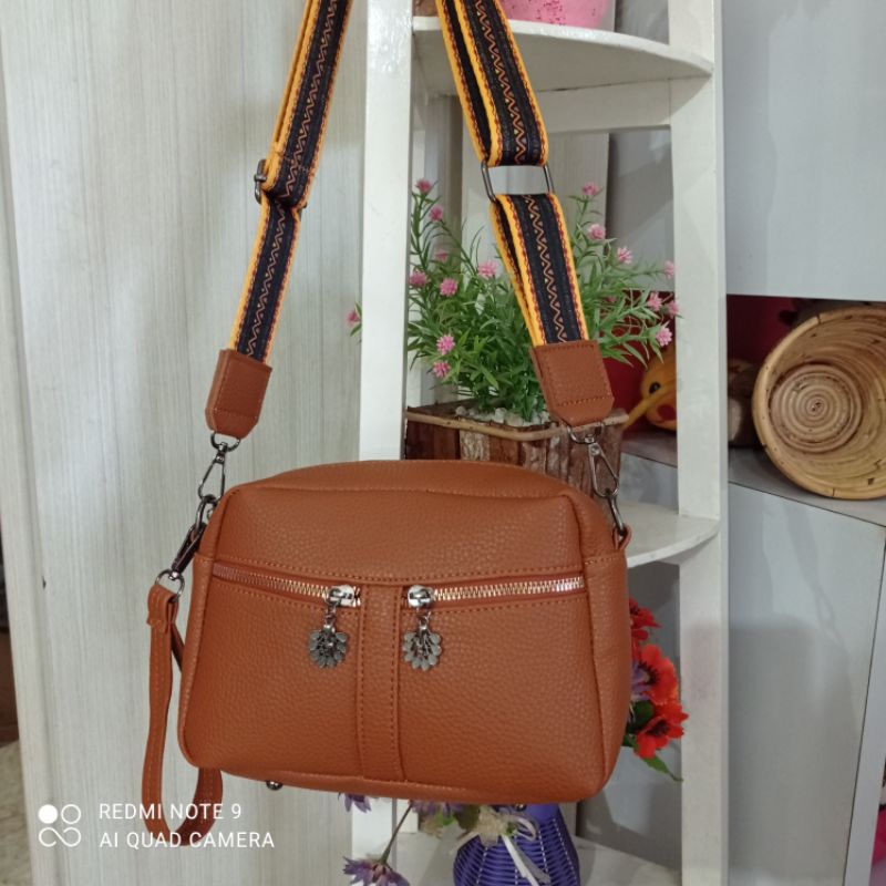 Tas Selempang Wanita Aurel Tas Slingbag Terlaris Kekinian