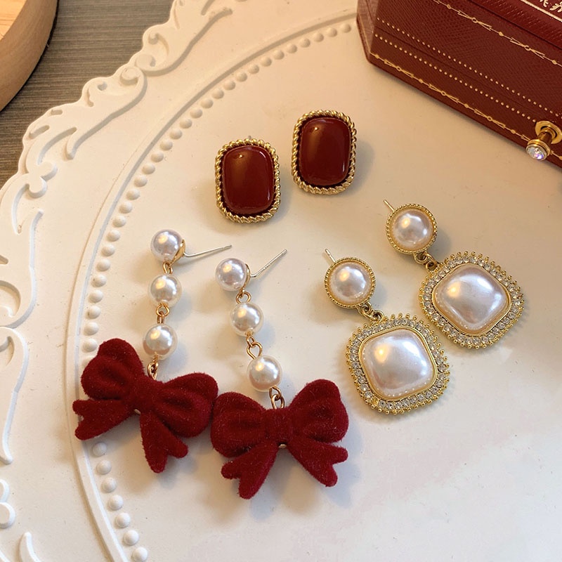 Anting Stud Mutiara Warna Merah Gaya Vintage Korea Klasik Untuk Wanita