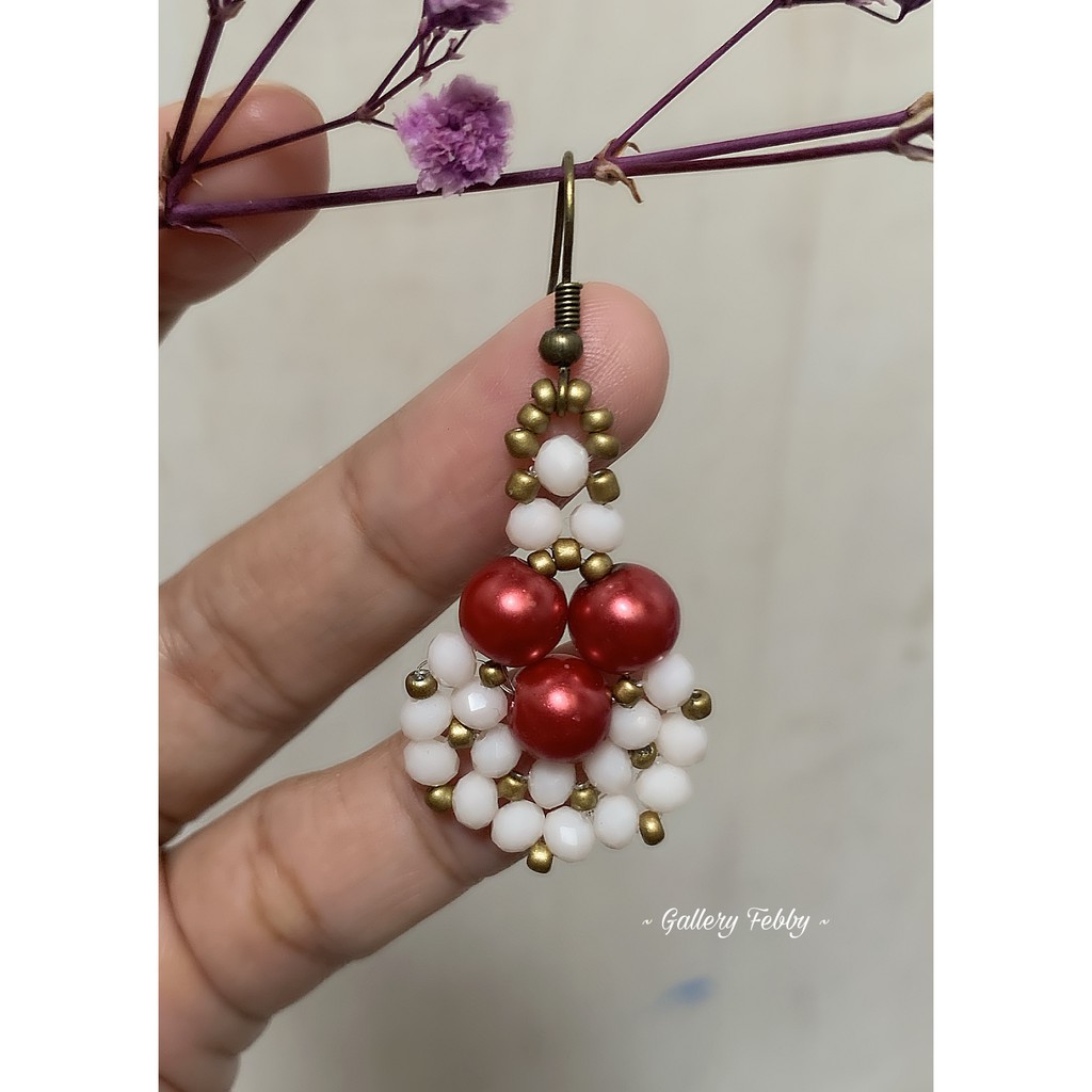 AT037 Anting Kristal Ceko Model Baju 2