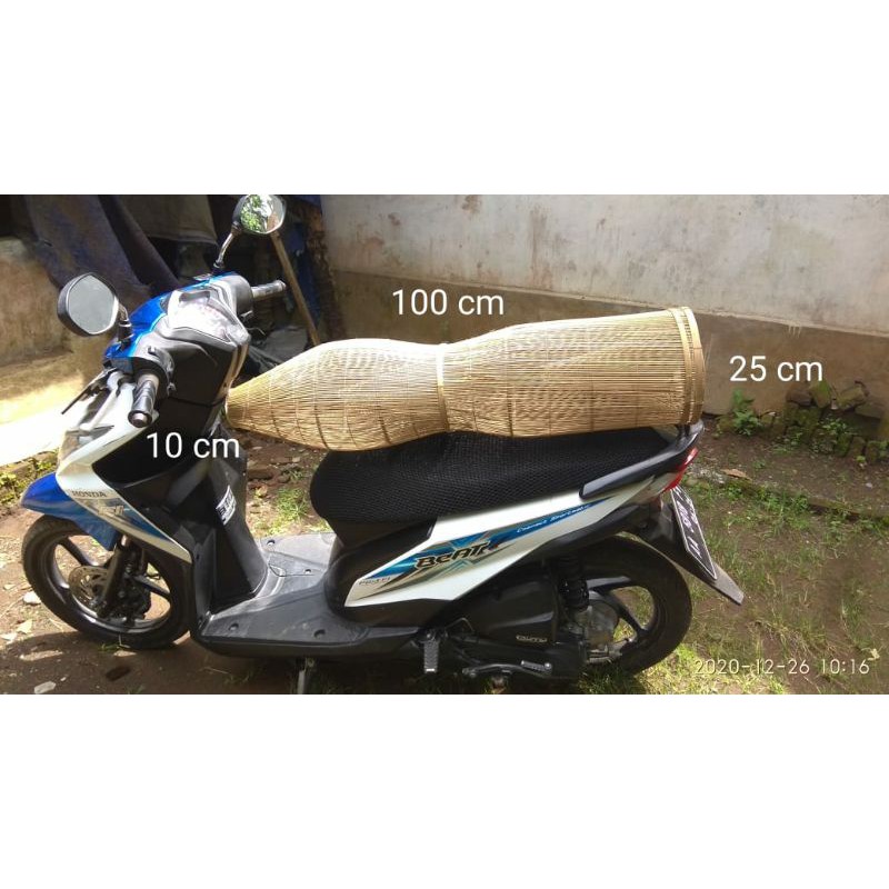 wuwu besar 1 meter