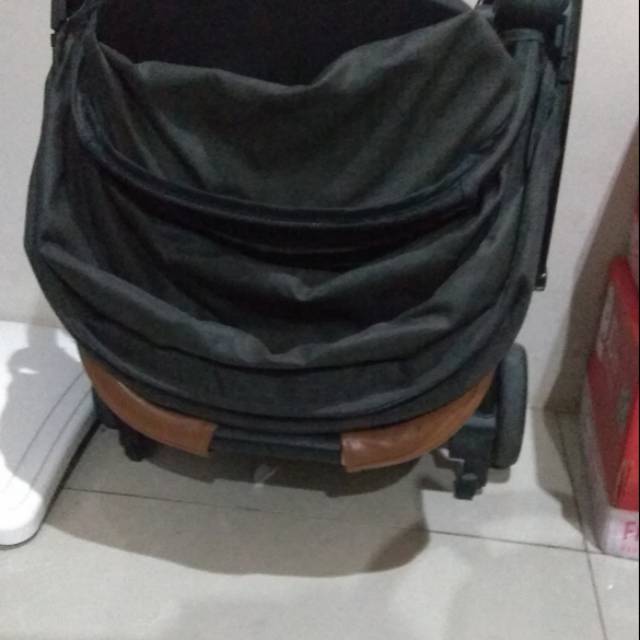 Preloved stroller Cocolatte otto M