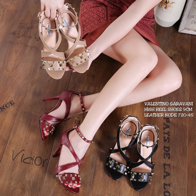 VALENTINO GARAVANI HIGH HEEL SHOES 720-45