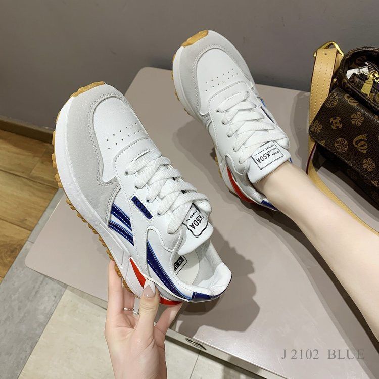 SEPATU SNEAKERS WANITA FASHION DAJA  2102