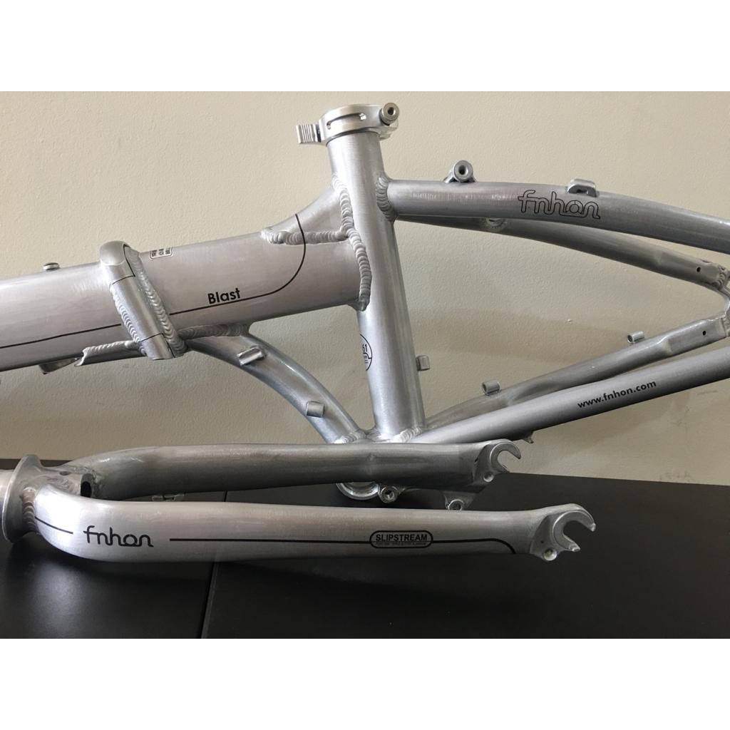 Frame dan HP Fnhon Blast Titanium Silver Limited Electric Chrome Discbrake 20 inch 22 DB Handle Post