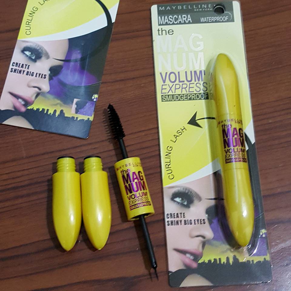 Mascara + Eyeliner Maybelline 2in1