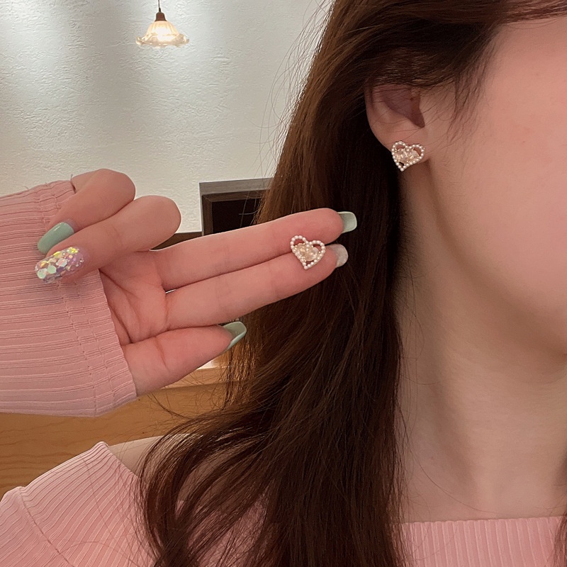 Anting Desain Hati Aksen Mutiara Gaya Korea Untuk Wanita