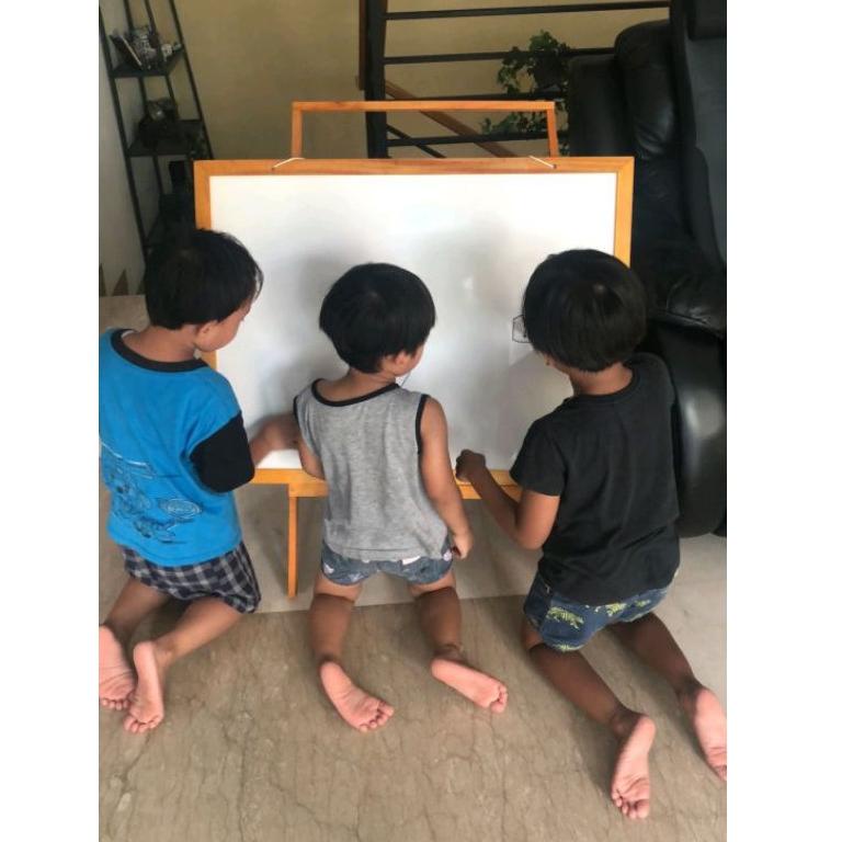 

oqf-02 Papan Tulis 60x80 / white board ukuran besar+ standing gratis spidol+ penghapus °•.¸¸.•°`