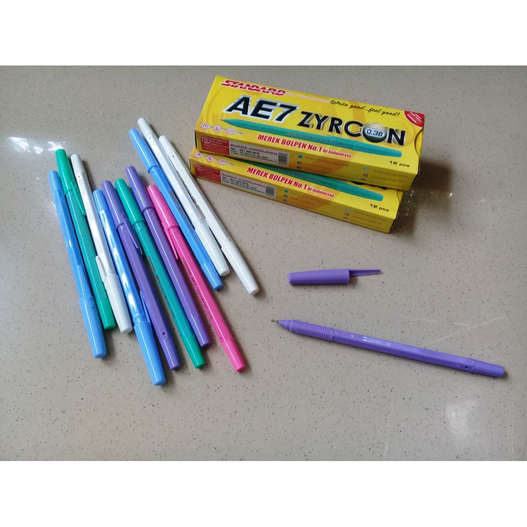 

Pulpen Zyrcon Duo Strip Hitam 0,38mm Smooth & Stylish - Standard AE7