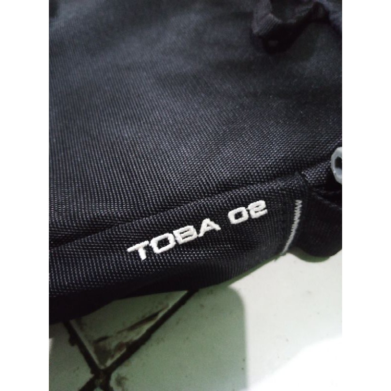 Tas travel pouch Rei Toba 02 tas selempang Rei Toba 02