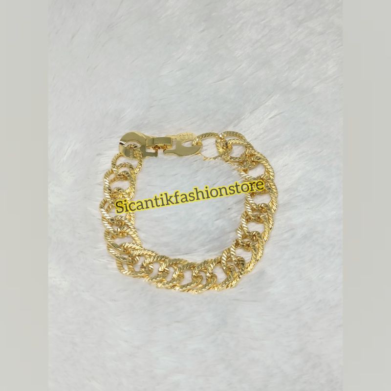 gelang wanita 19cm gold Gelang titanium Wanita Terlaris anti Karat tidak luntur gelang wanita mewah