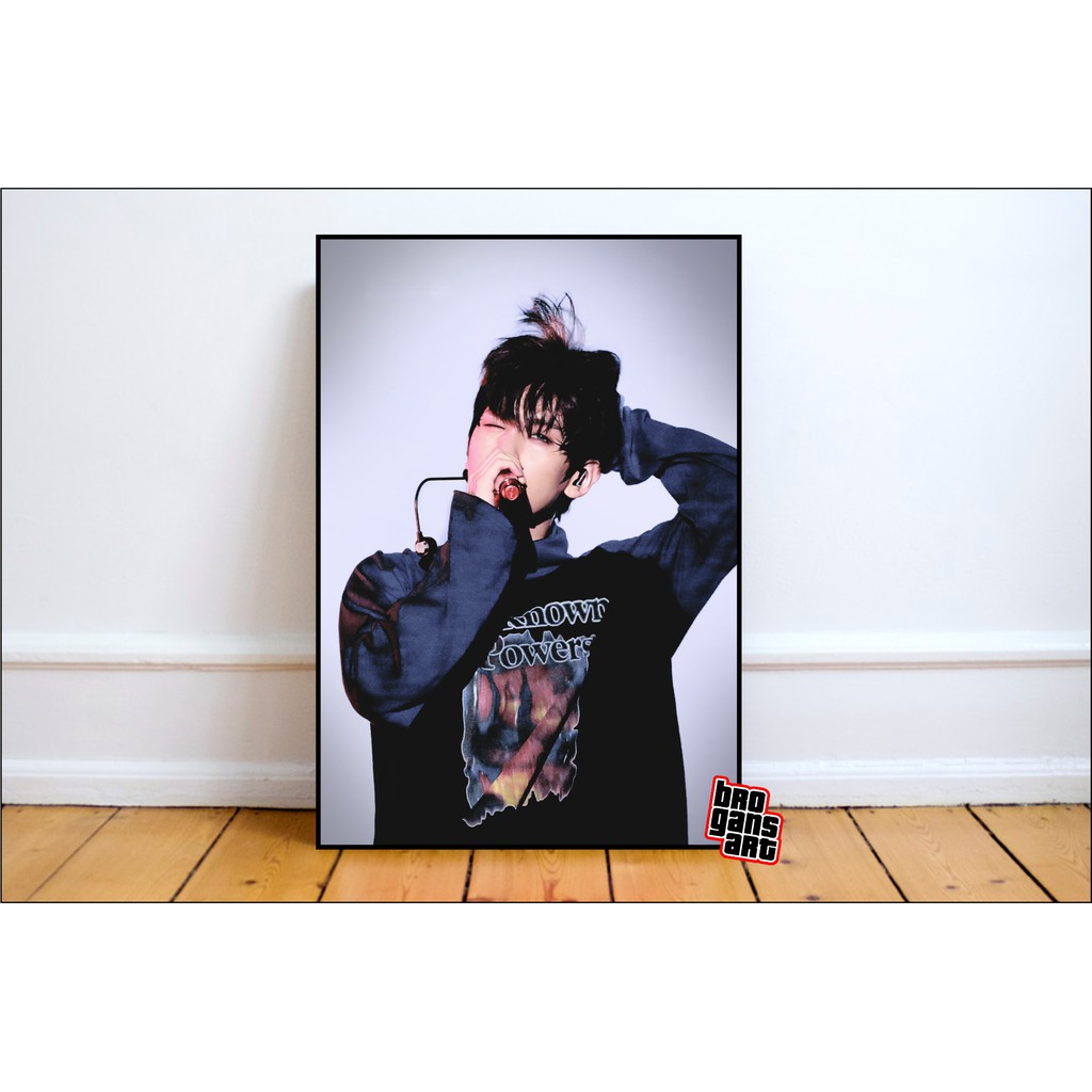 POSTER KAYU EXO BAEKHYUN