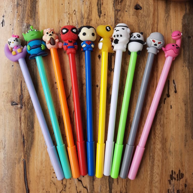 

Pulpen Dengan Tutup Karakter / Pulpen Karakter untuk Anak Laki laki Perempuan Lucu