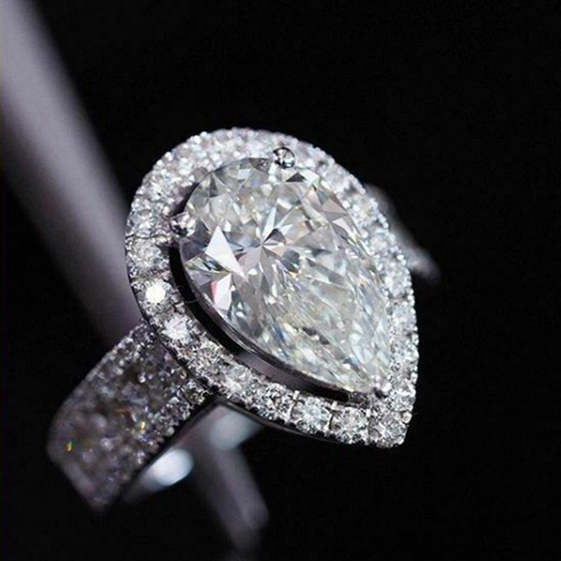 Luxury Fashion Pear Shaped Diamond Ring Wedding Ring