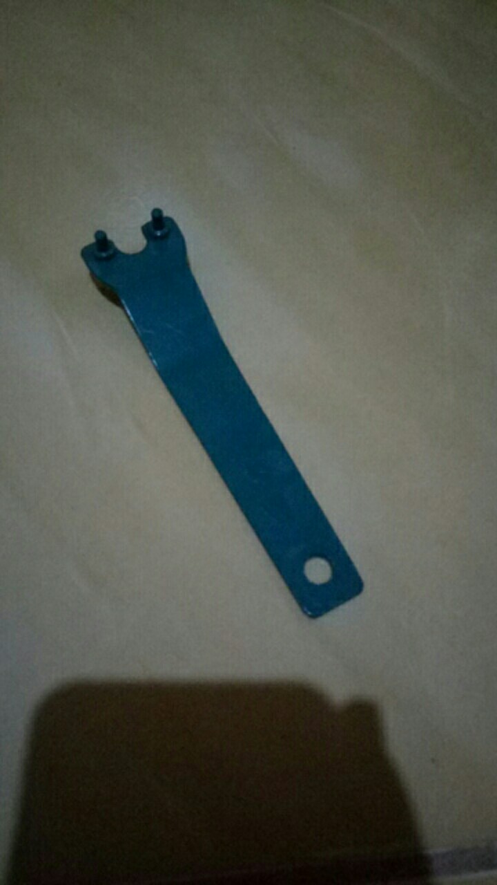 Kunci Gerinda Tangan
