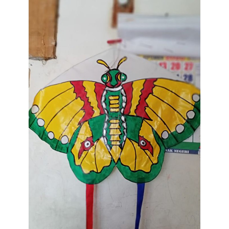 Layang Layang Kupu-Kupu Besar