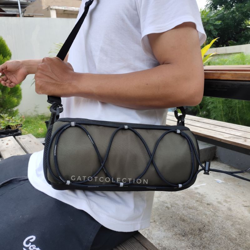 Tas selempang pria anti air model tabung Tactical army