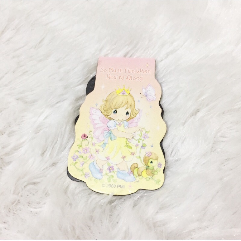 

Pembatas Buku Little Angel Hallmark Character Magnet Bookmark