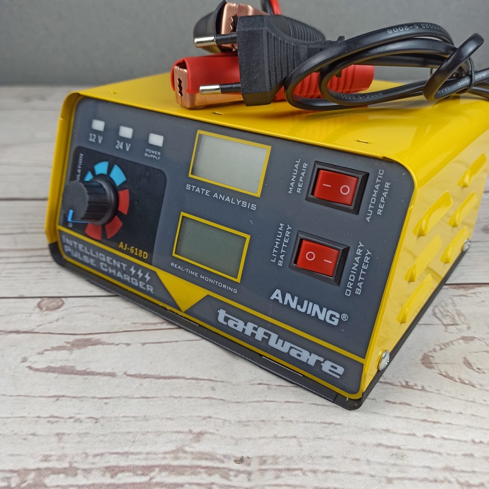 Charger Aki Mobil Motor 260W 12V/24V 200AH + LCD - AJ-618D - Yellow