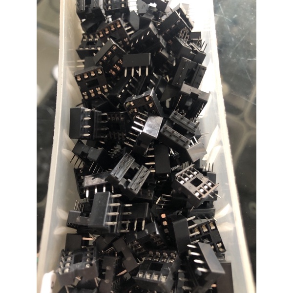 SOKET IC 4x2 KAKI 8