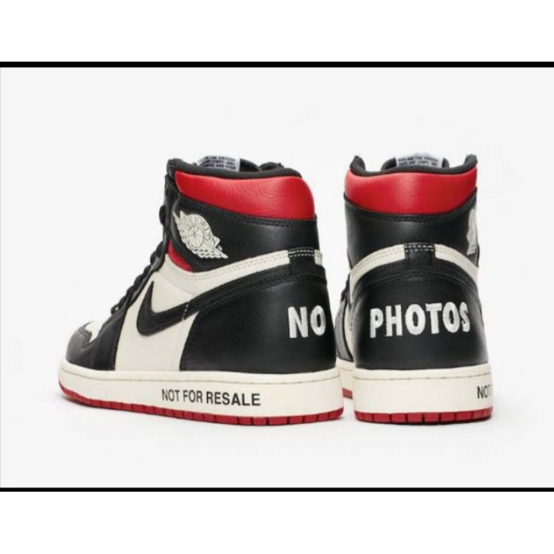 harga nike air jordan 1 retro