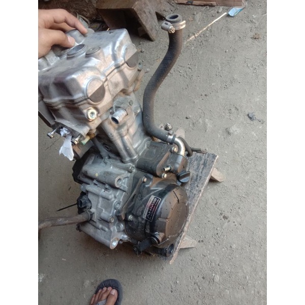 Jual mesin engine new cbr150 led & cb150r facelift Shopee Indonesia