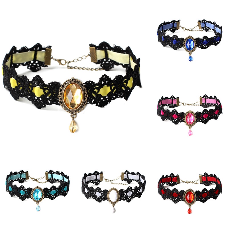 Kalung Choker Bahan Velvet Aksen Renda Warna Hitam Gaya Vintage Gothic