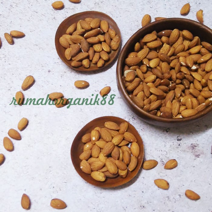 

504Oekho Natural Raw Almond (Almond Mentah) 1000Gr/1Kg 6J477iyfi
