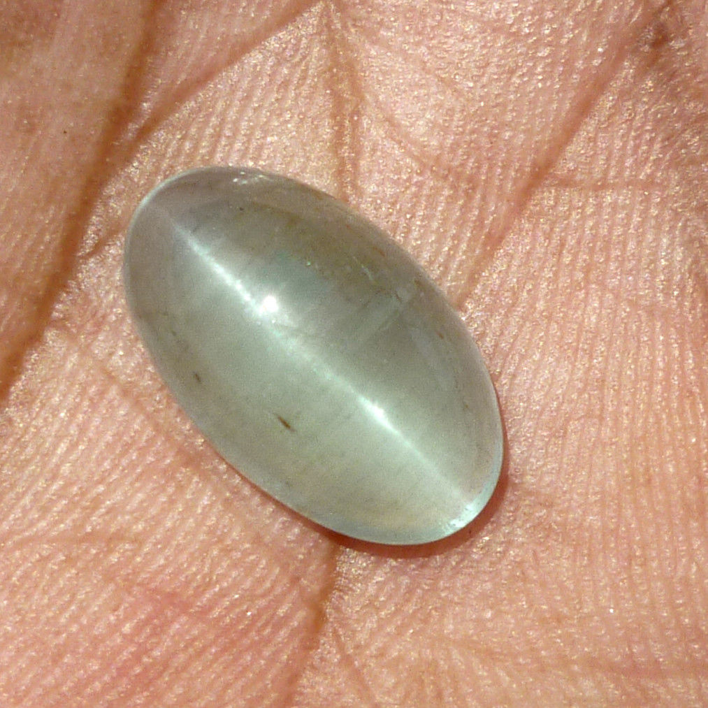 Natural Aquamarine Cat's Eye Lite Sky Blue Oval Cabochon 7.75Ct AQ008