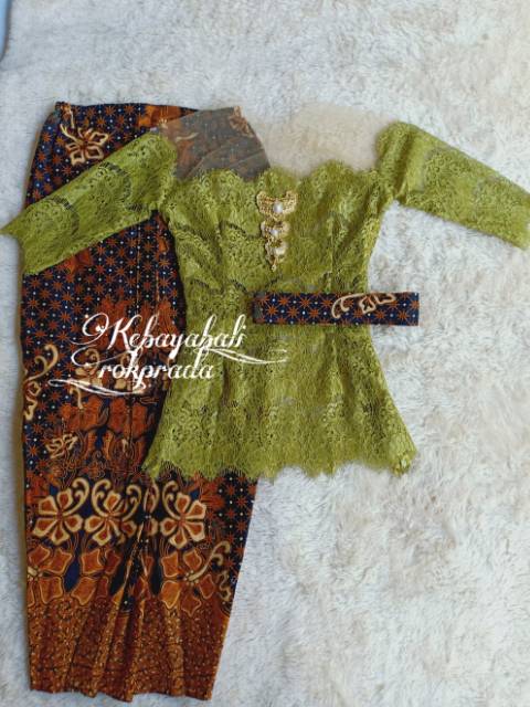 SATU SET KEBAYA OLIVE KEBAYA RENDA KEBAYA TILE MURAJH KEBAY modifikasi