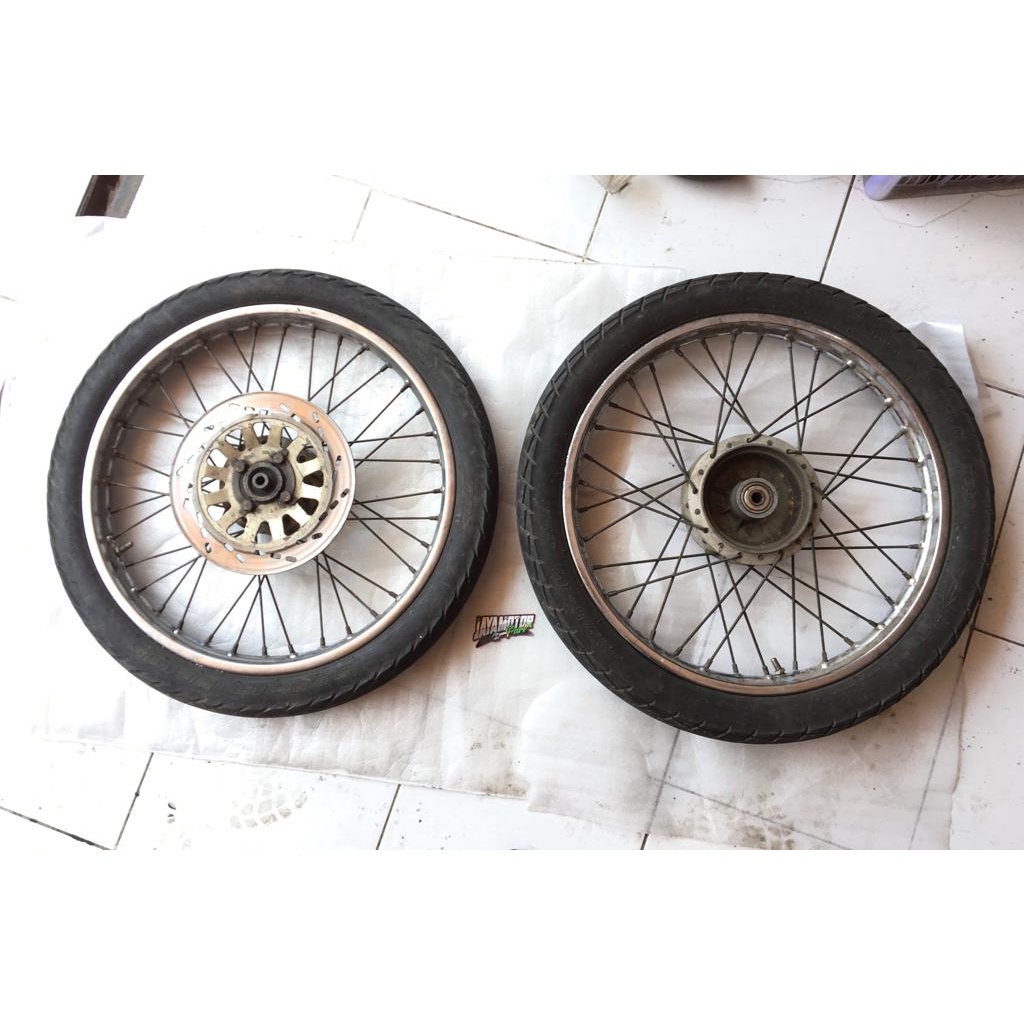 VELG VELK PELK VELEG VELEG PELEK SET ASSY TROMOL RUJI PIRINGAN CAKRAM SUZUKI SATRIA HIU LUMBA TORNAD