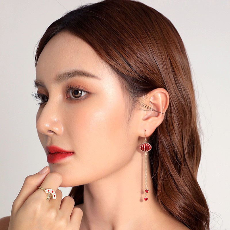 Anting Rumbai Panjang Bentuk Lentera Gaya Retro China Korea