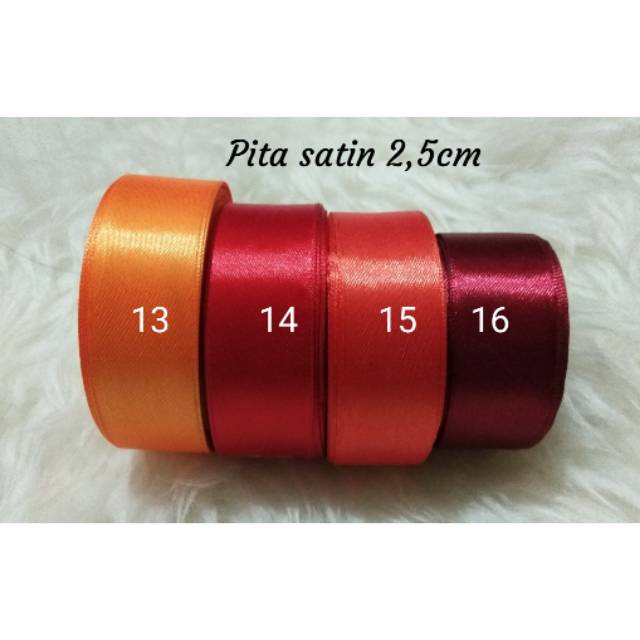 Pita satin 2,5cm