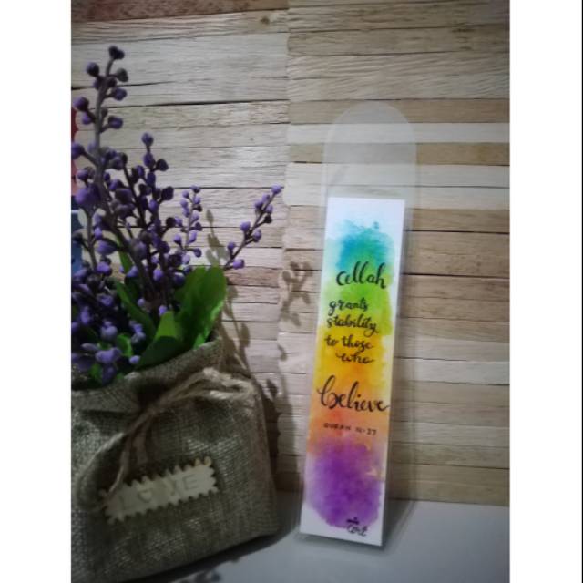 

Bookmark cat air quote (pembatas buku)