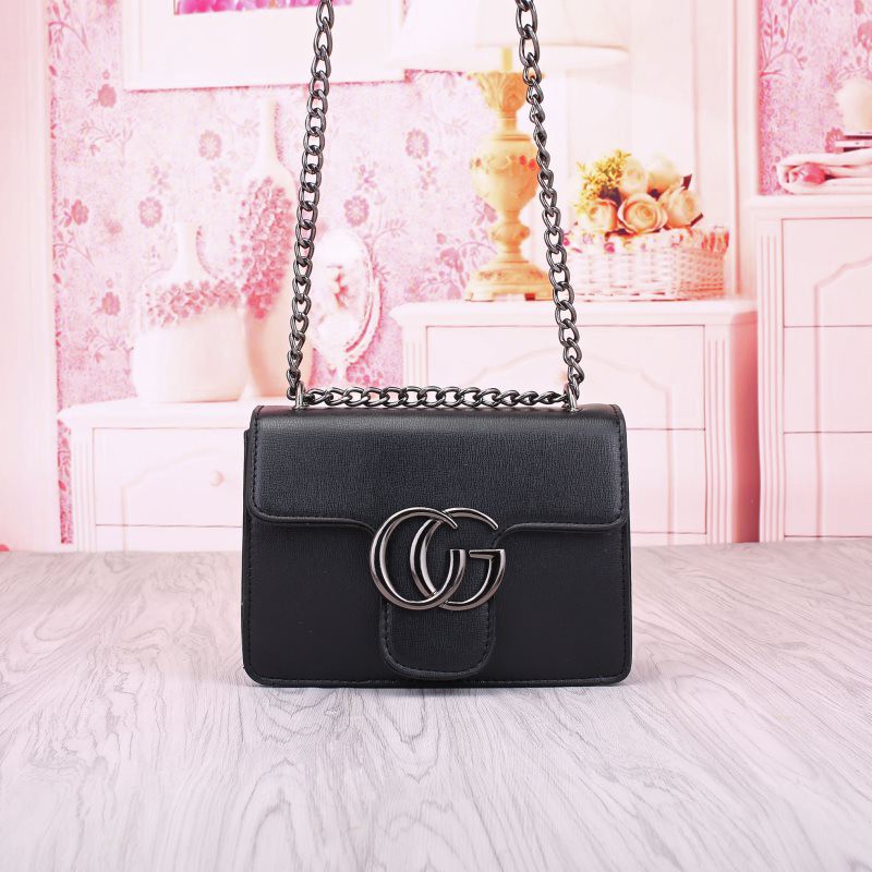 TAS SELEMPANG HITAM BRANDED SIMPLE FASHION TALI RANTAI PANJANG WANITA
