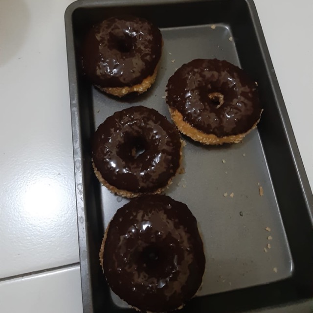 

Donat crispy coklat