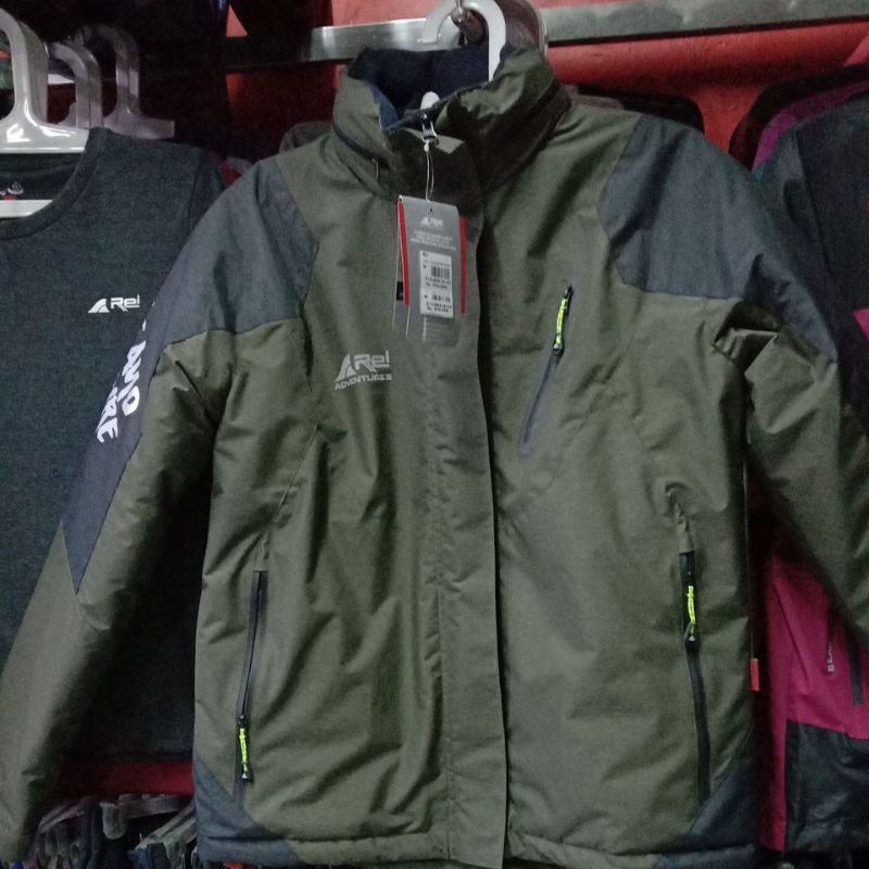 JAKET MOVE & ADVENTURE / JAKET REI / SIZE M